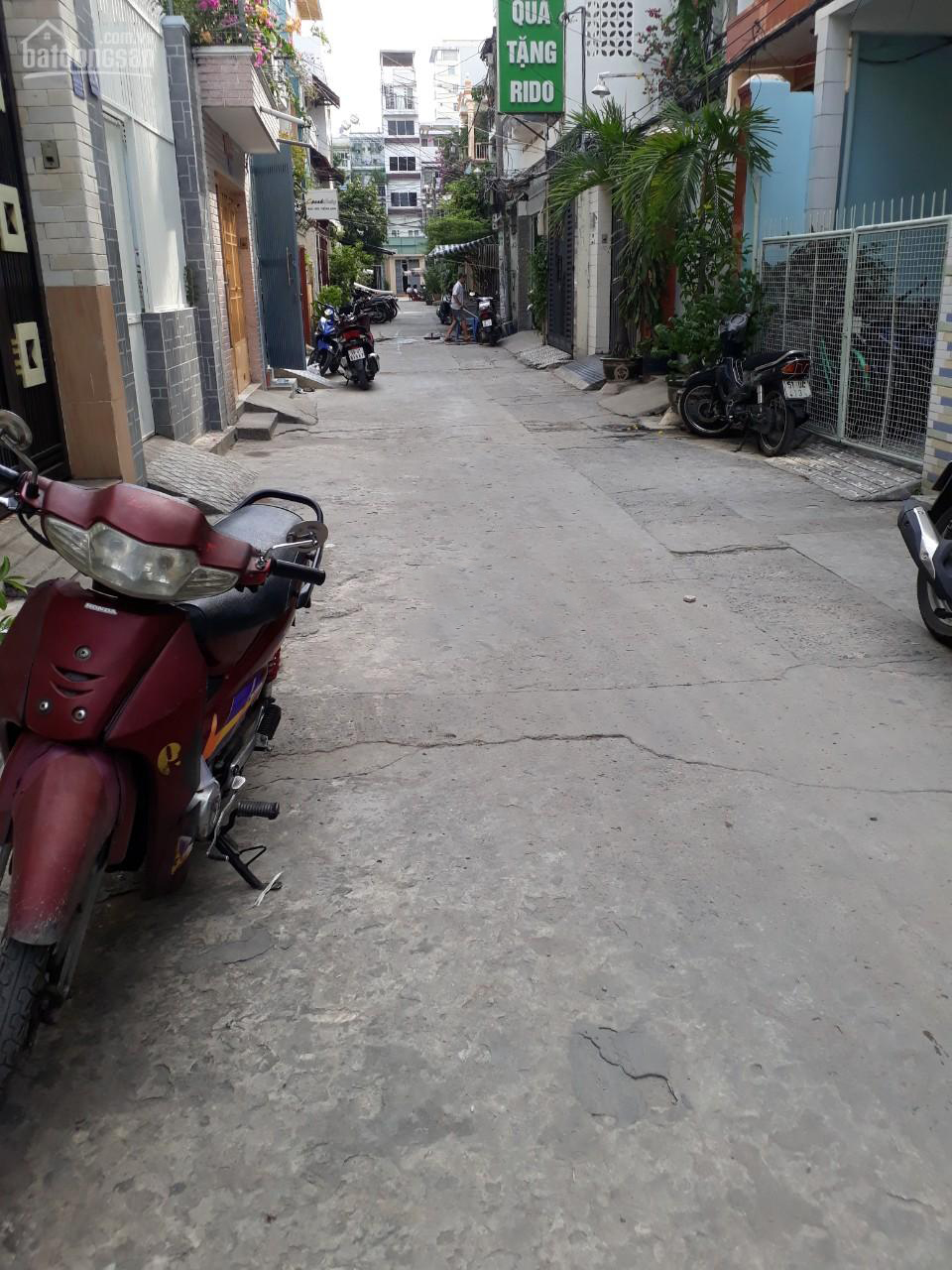 Cho thuê Nguyên căn HXT( 262/xx) Nguyễn Tiểu La,P.8,Q.10.